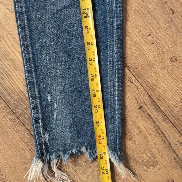 Mossy Vintage Jeans, distressed raw ham, size 27